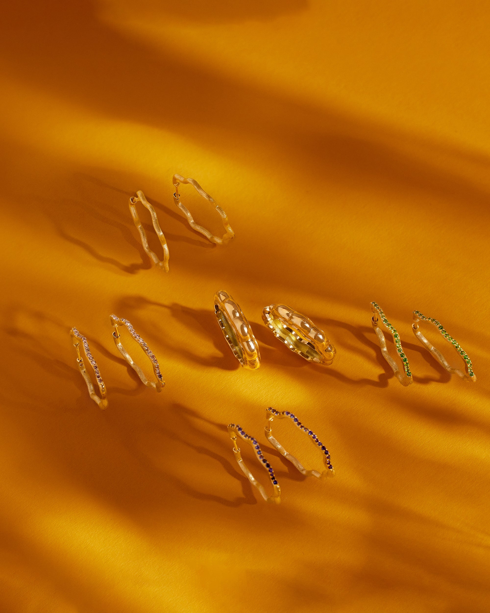 18k Gold So Wavy Hoop Earrings