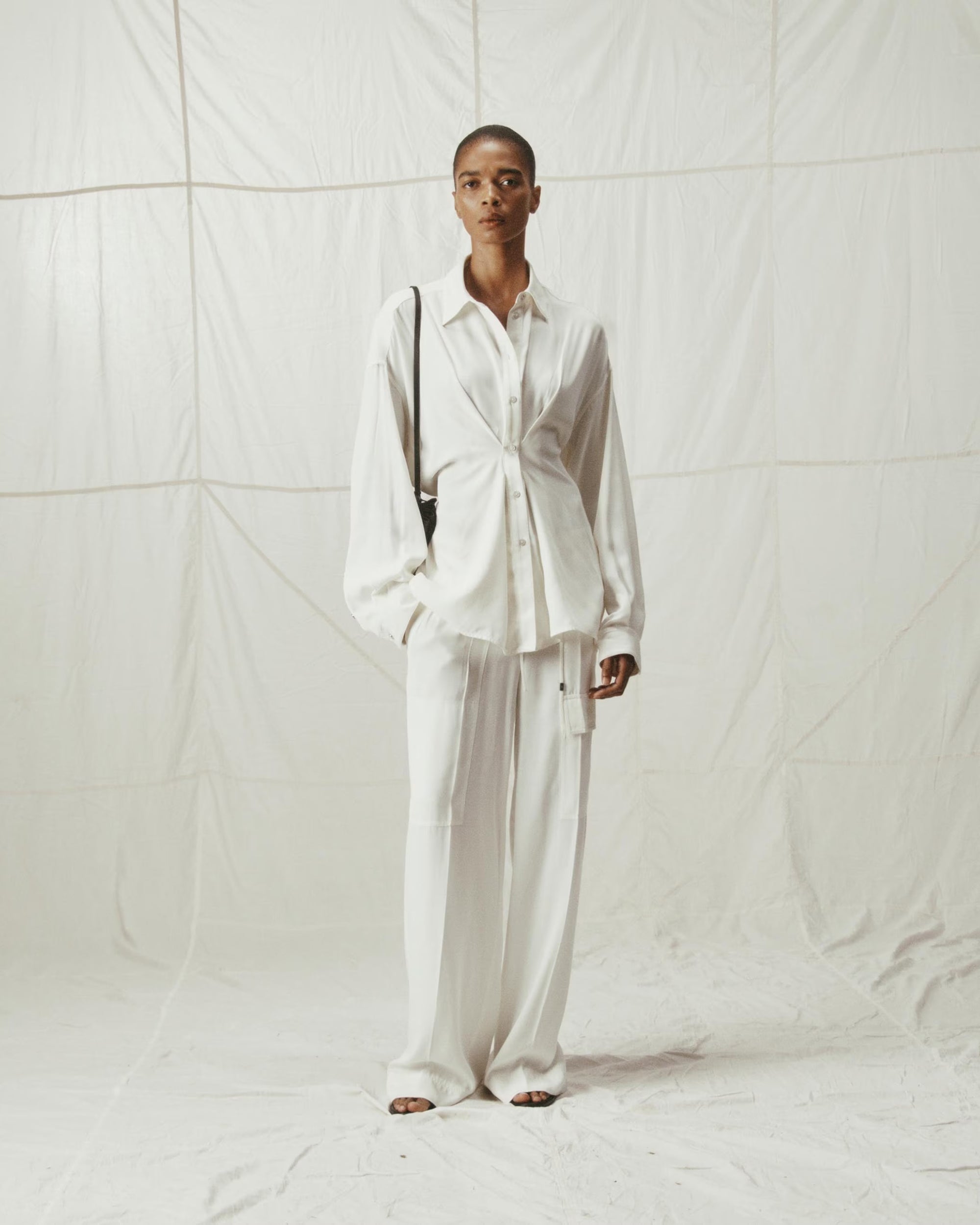 Lightweight Twill Cinched Shirt