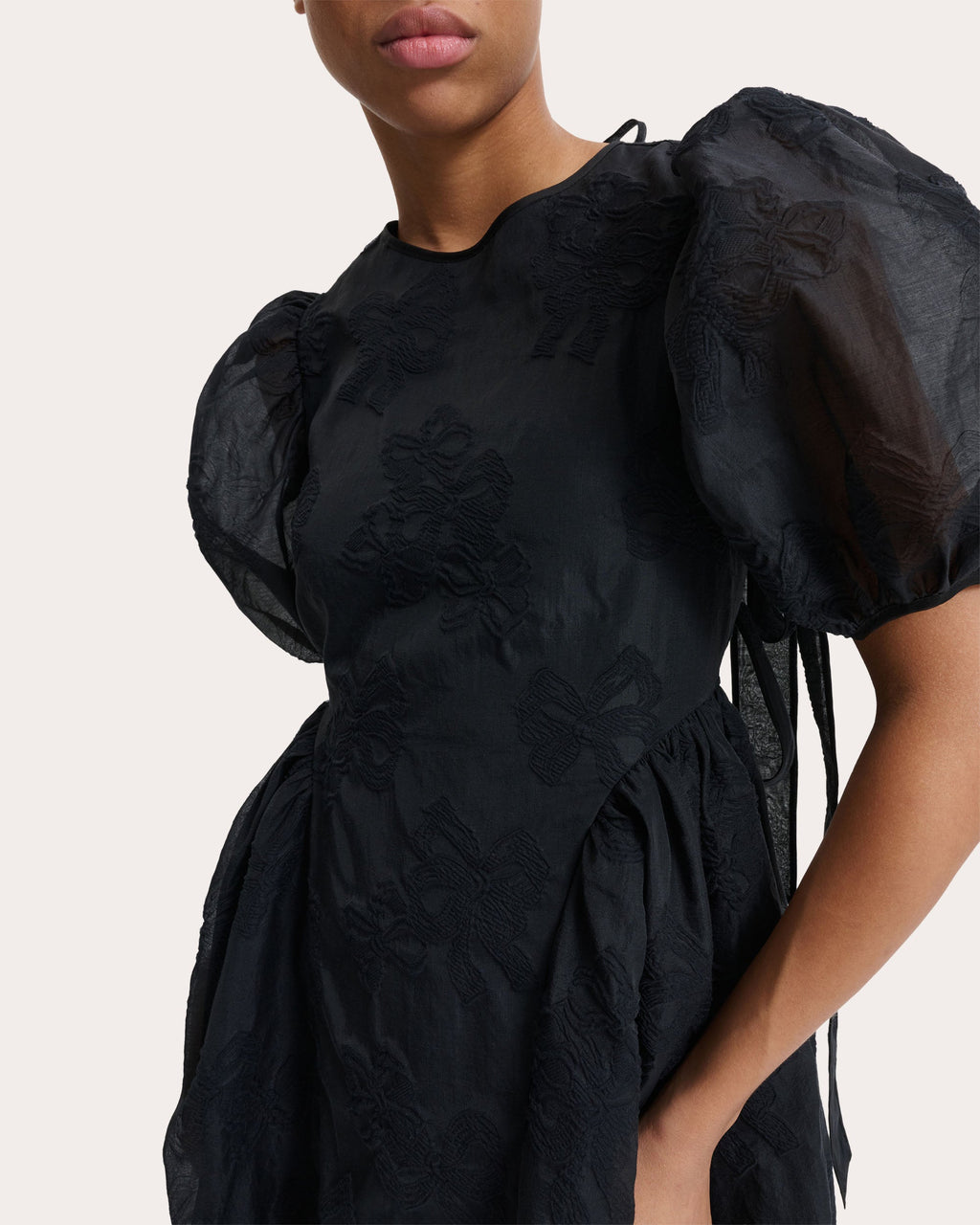 Ulani Papillon Matelassé Puff-Sleeve Dress