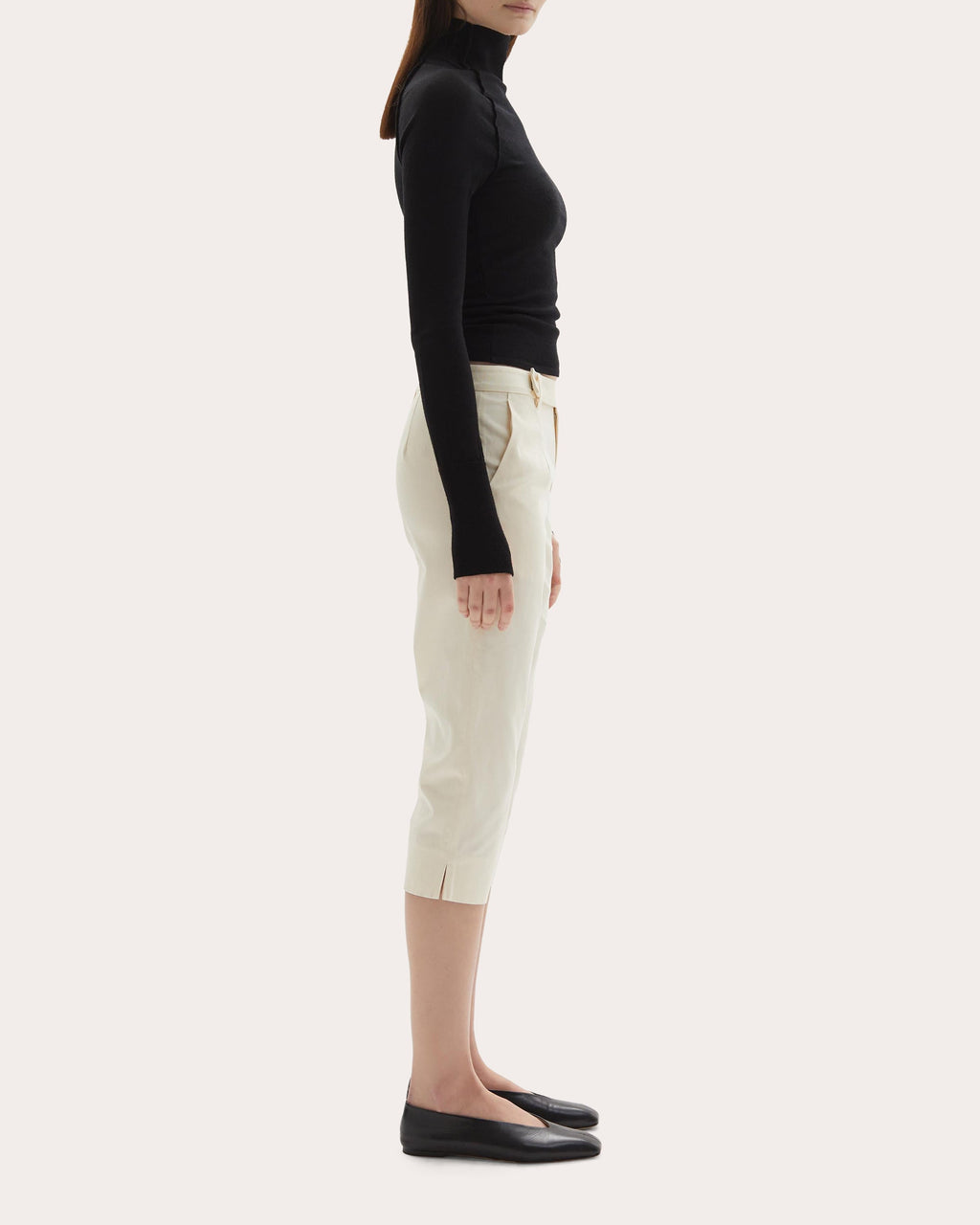 Sara Cotton Mid-Rise Capri Pants