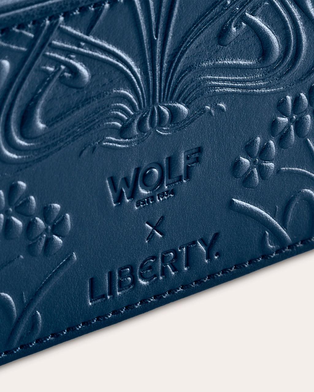 Liberty Medium Zip Embossed Jewelry Case