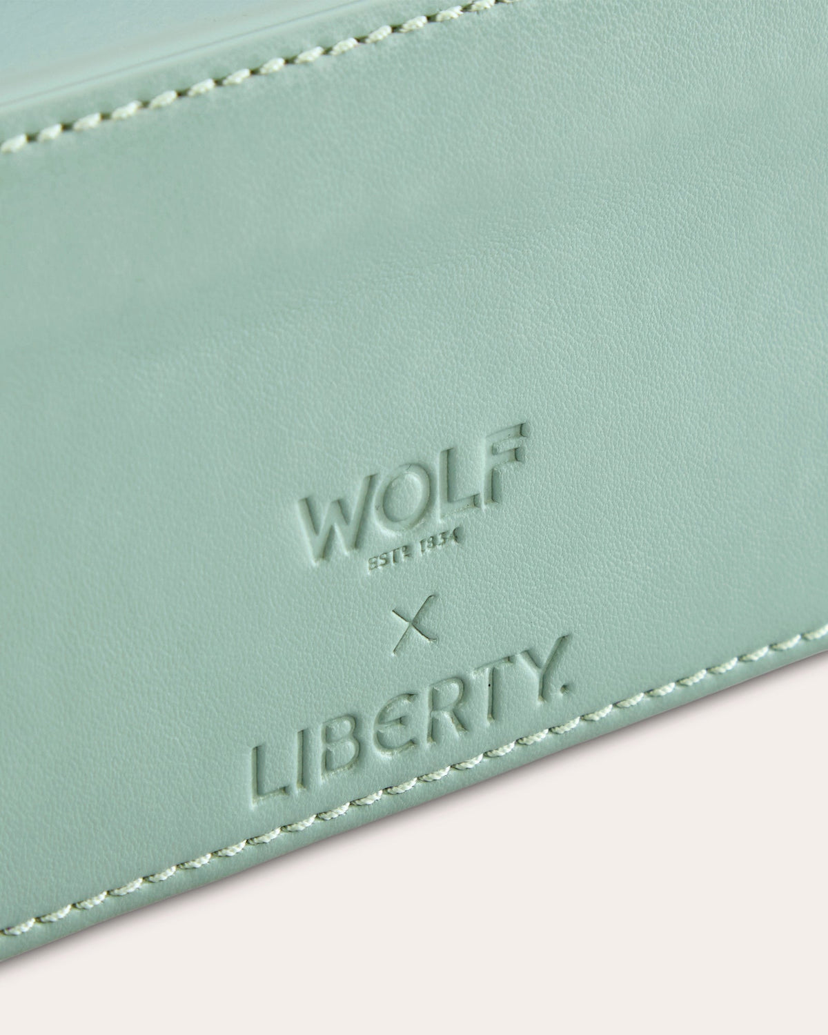 Liberty Medium Zip Jewelry Case