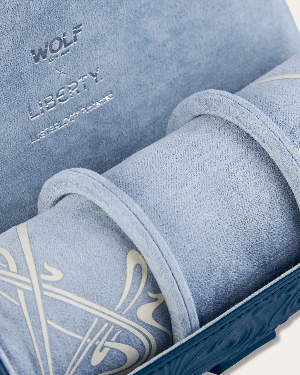 Liberty Embossed Triple Watch Roll