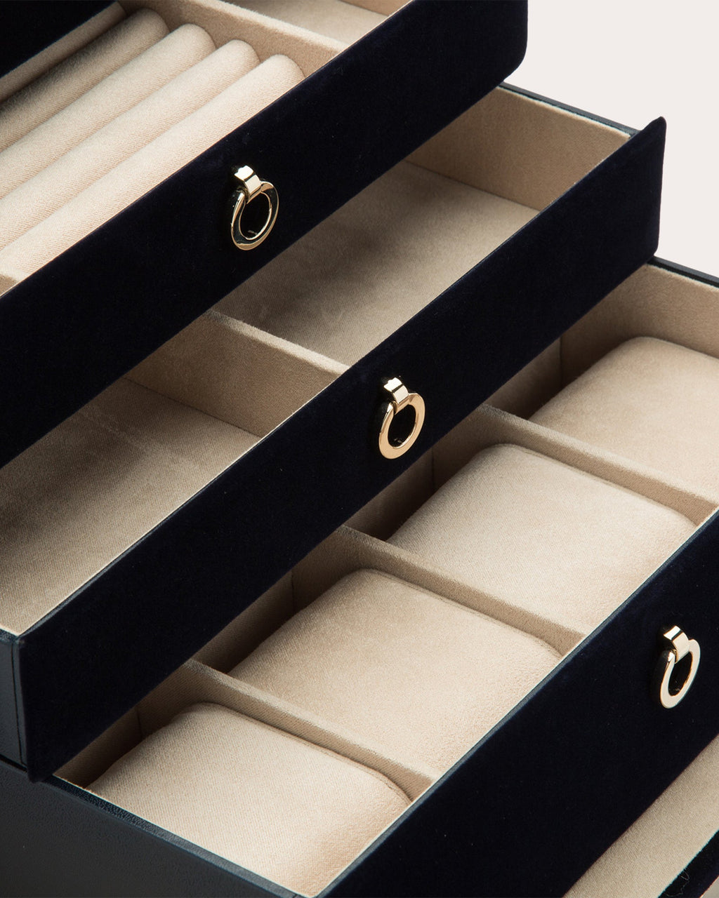 Zoe Embroidered Velvet Large Jewelry Box