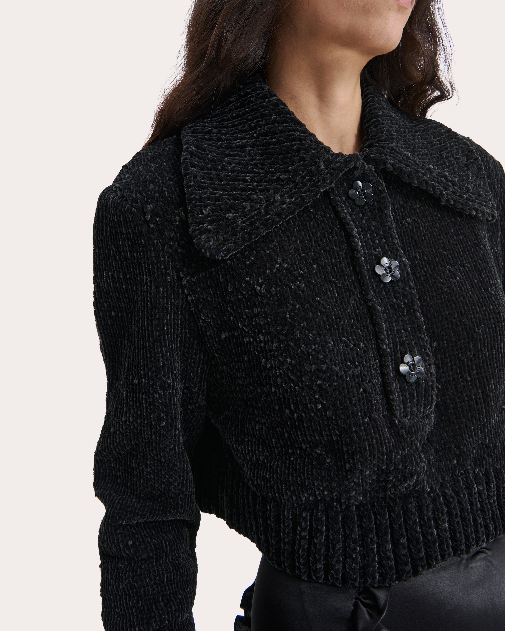 Calla Floral Velvet Collared Pullover