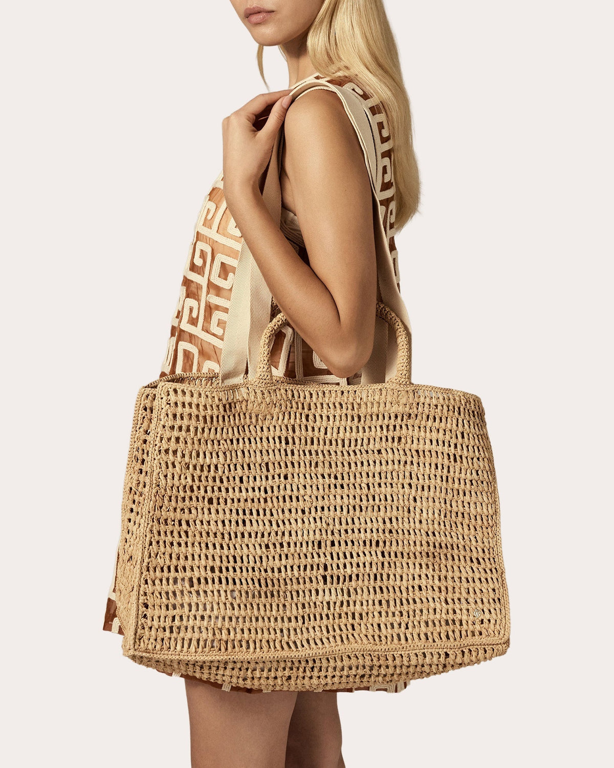 Anika Crocheted Raffia Beach Tote