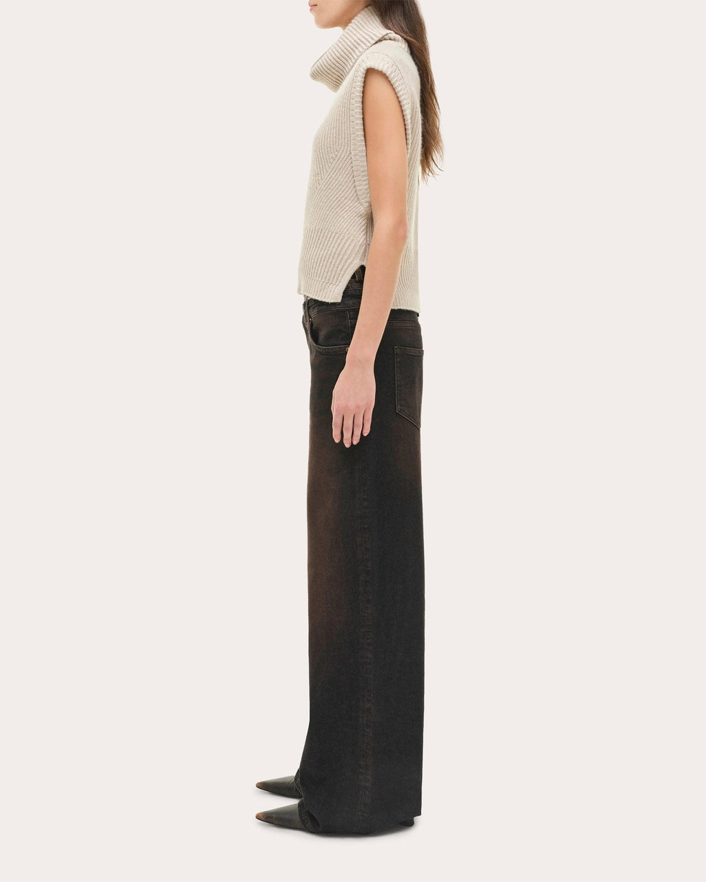 Maple Ribbed Wool Cashmere Turtleneck Sweater