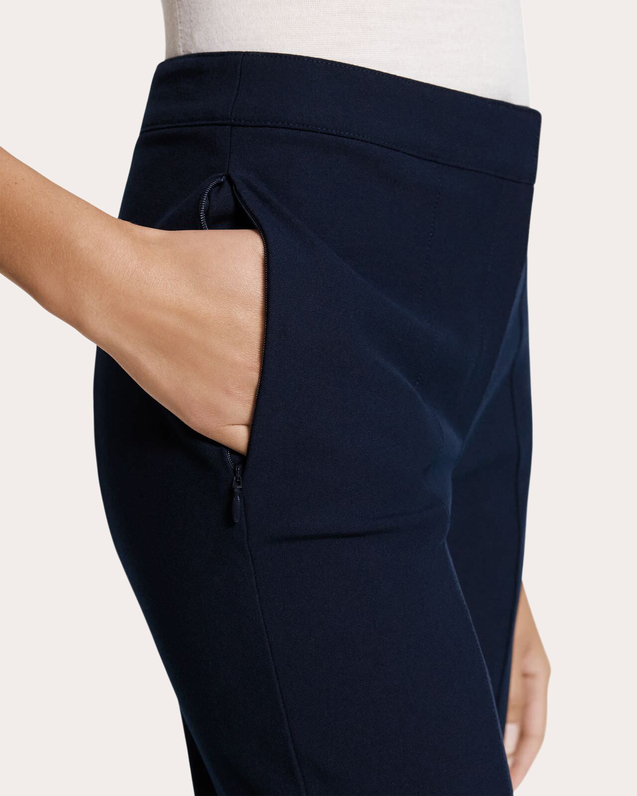 Stretch Cotton Seamed Crop Kick Pants