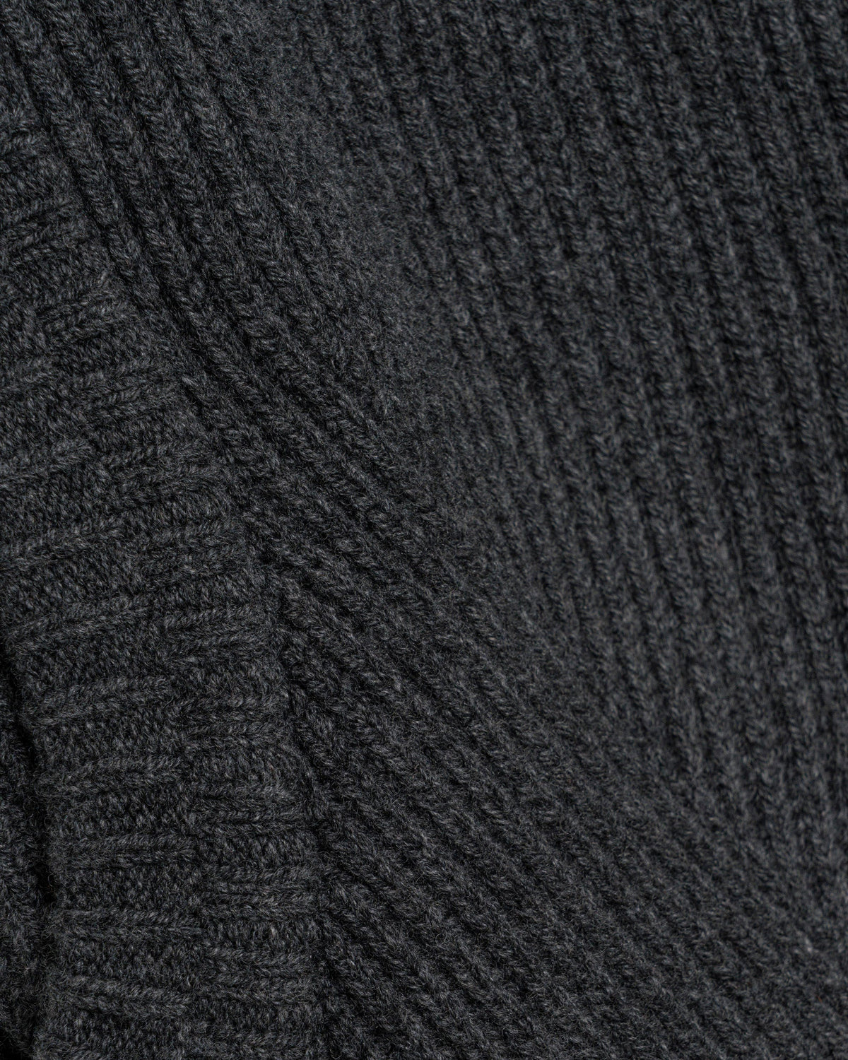 Maple Wool Knit Turtleneck Top