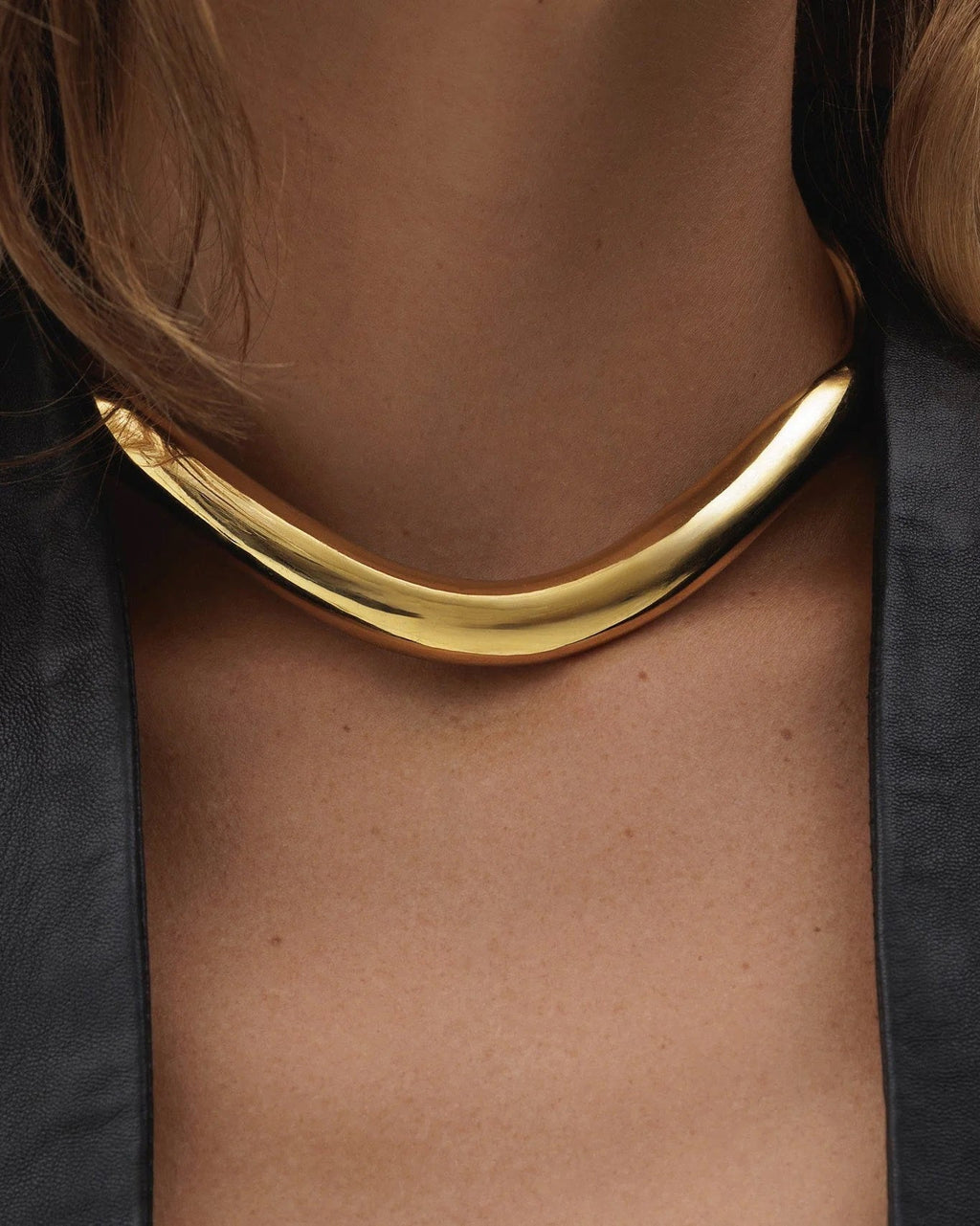 Amazonia Collar Choker Necklace