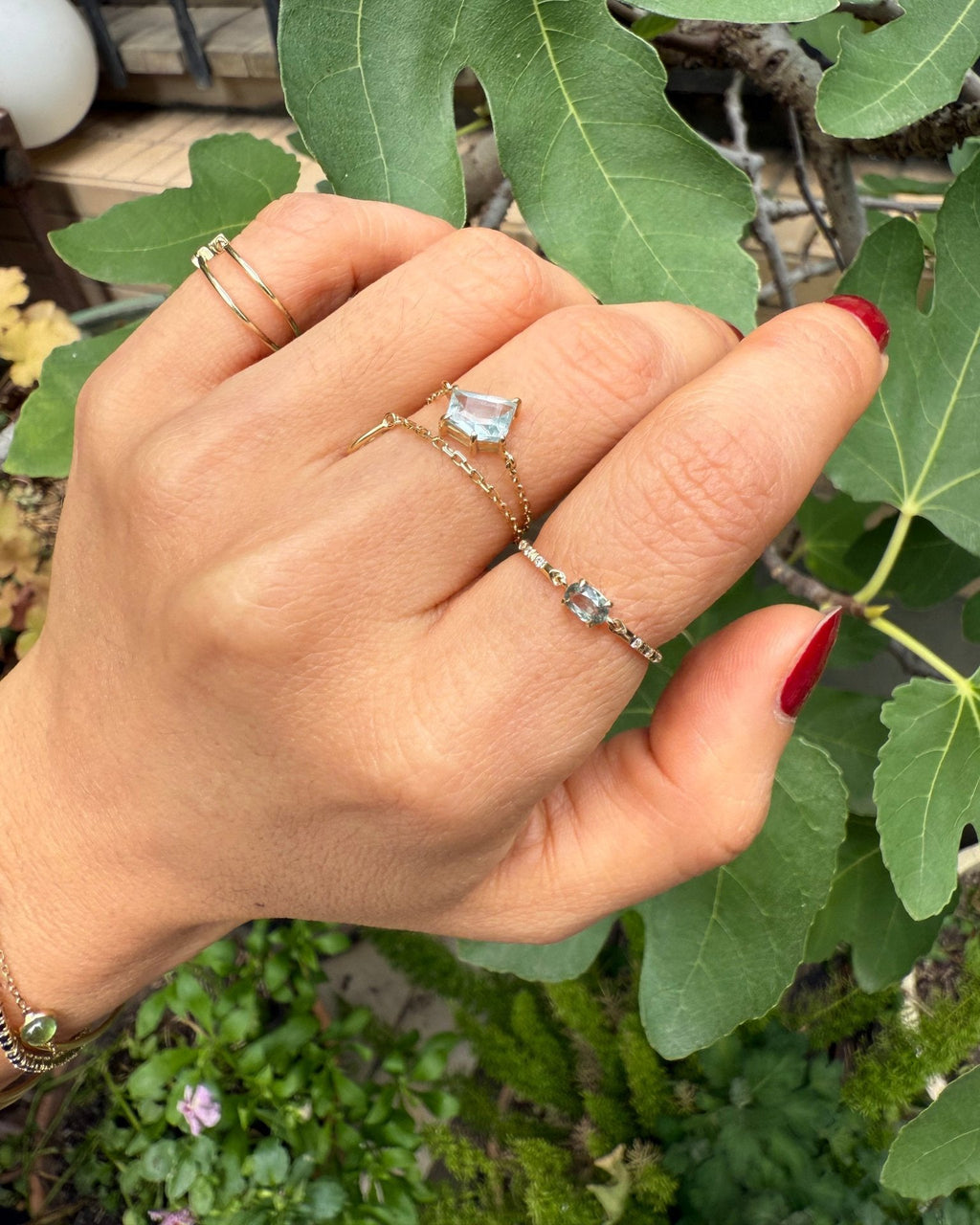 Alexandrite & Diamond Petite Circle Ring