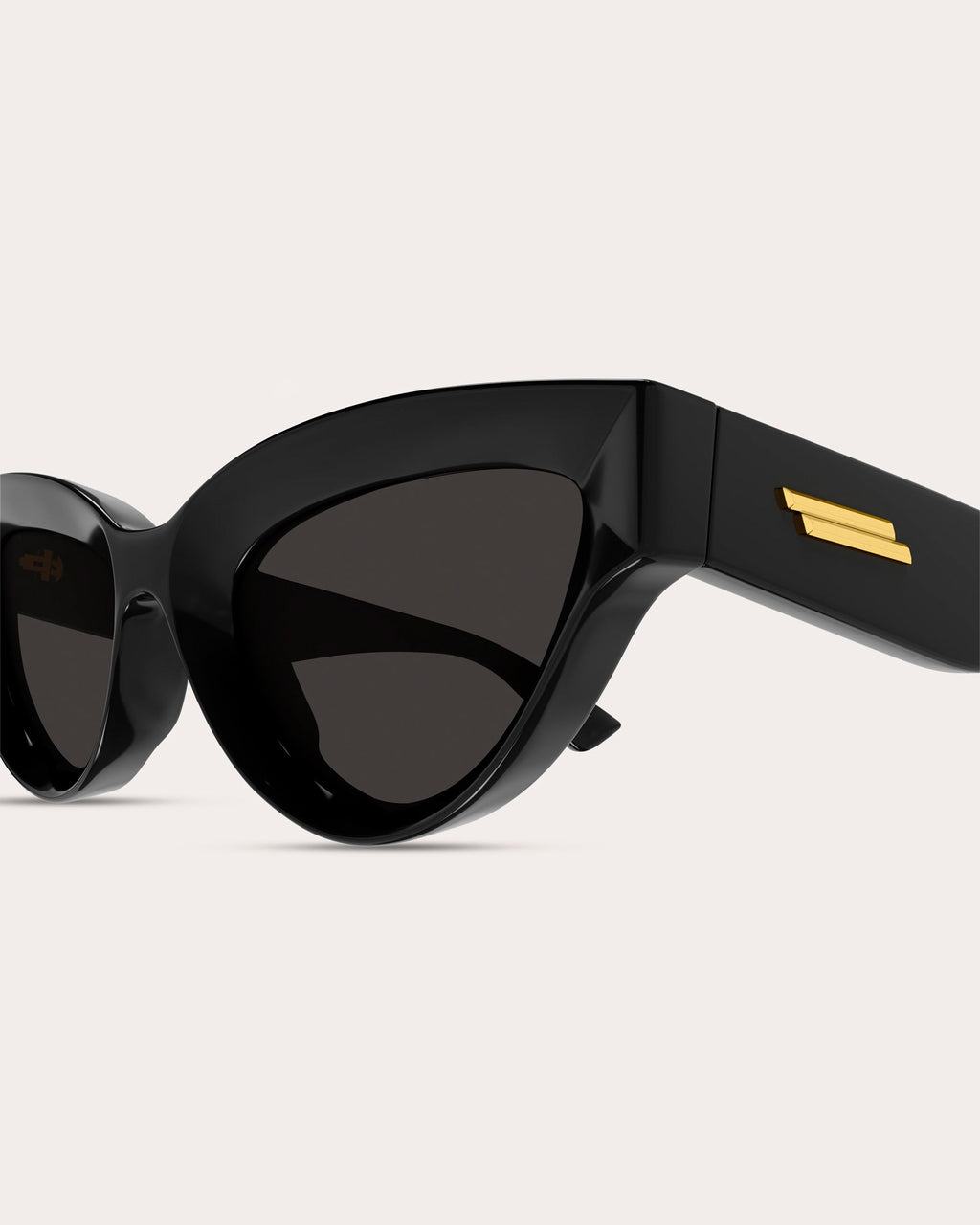 Edgy Cat-Eye Sunglasses