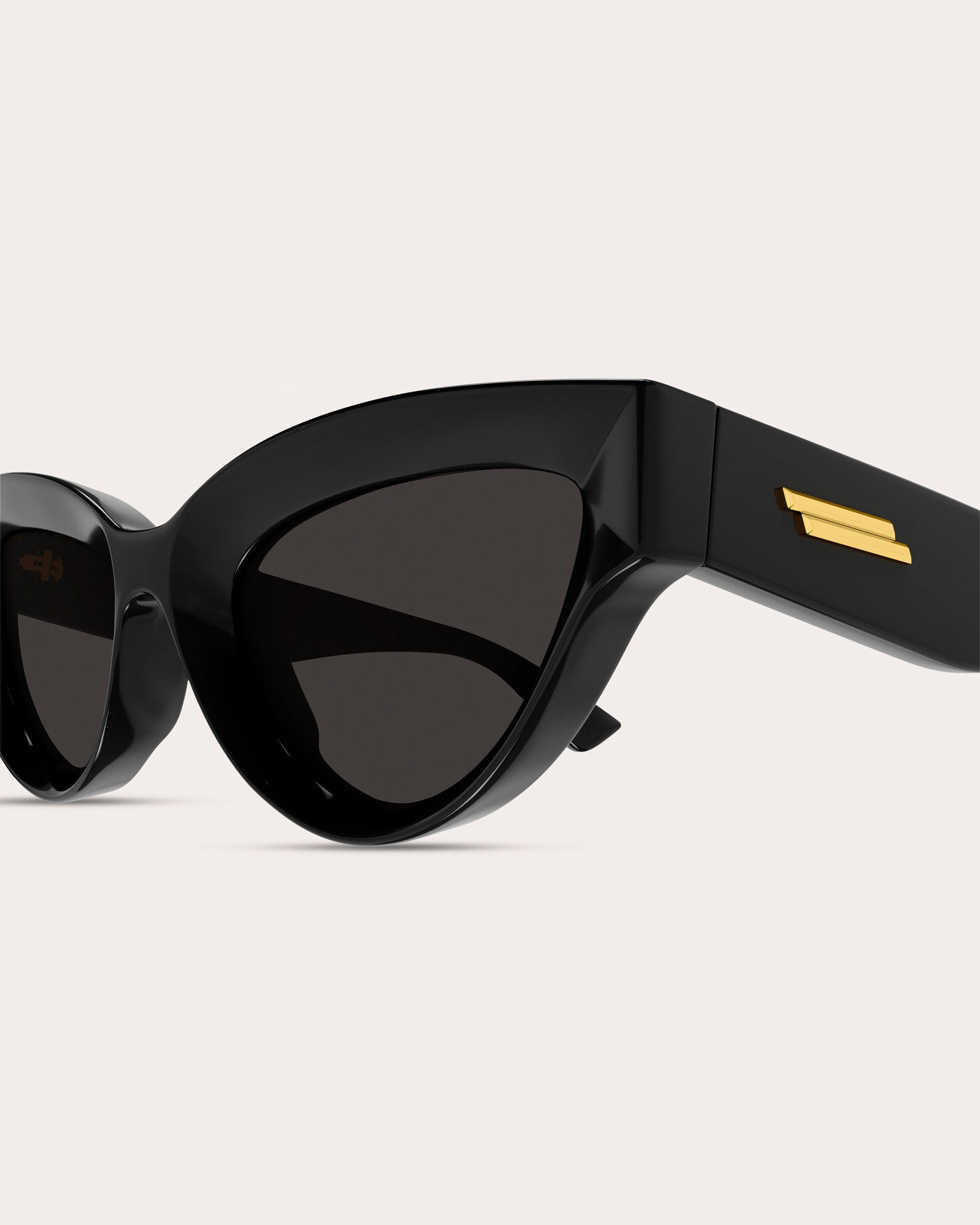 Edgy Cat-Eye Sunglasses
