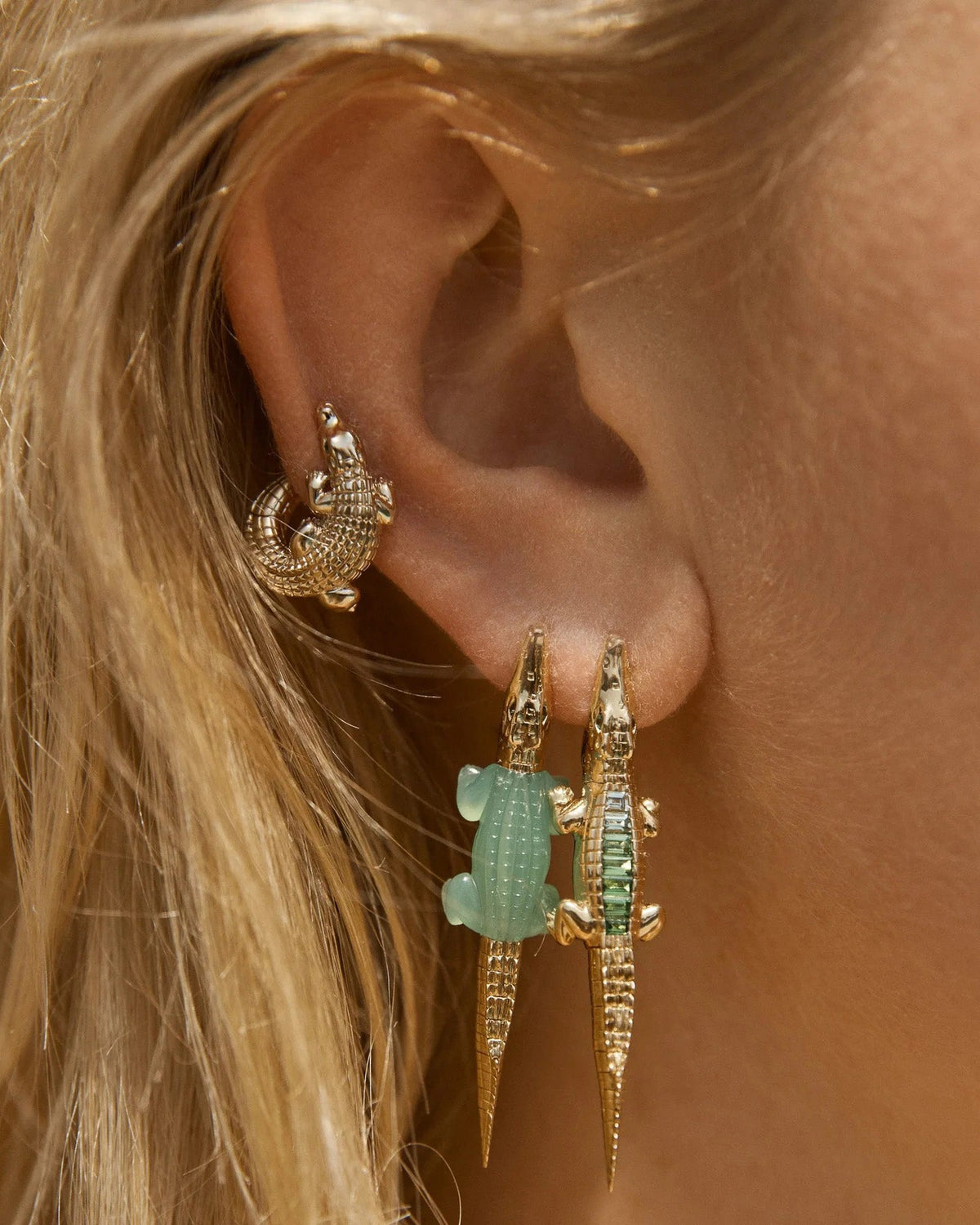 Tsavorite & 18k Gold Alligator Twist Earring