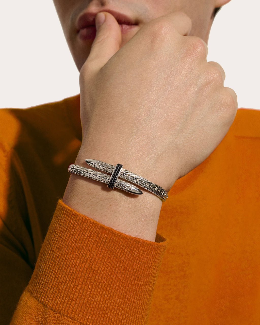 Black Sapphire Spear Flex Cuff