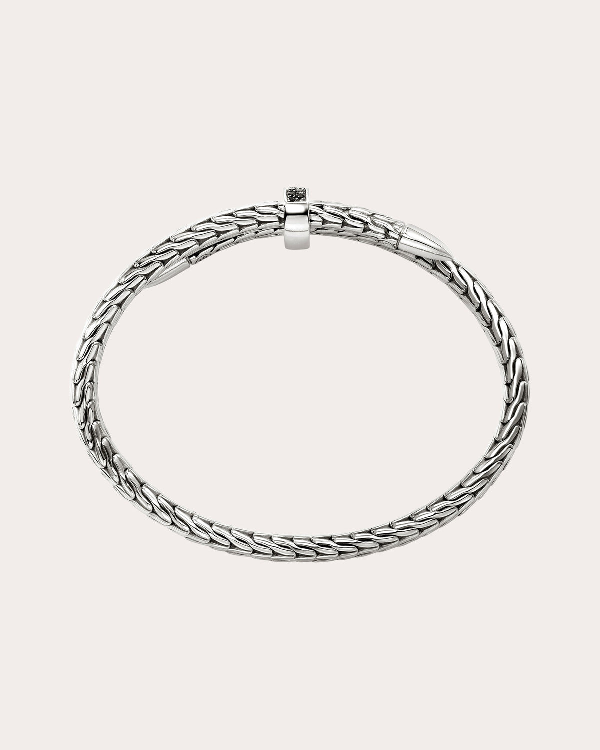 Black Sapphire Spear Flex Cuff