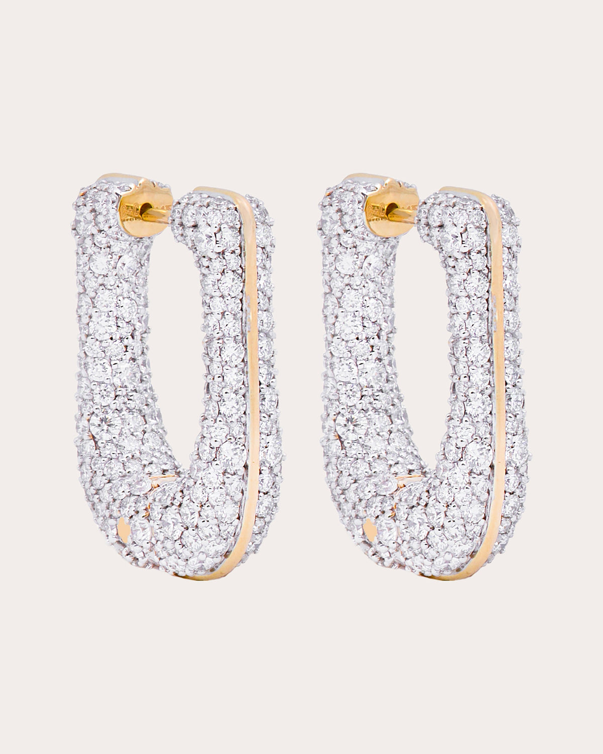 Diamond Found Rib Curve Hoop Earrings
