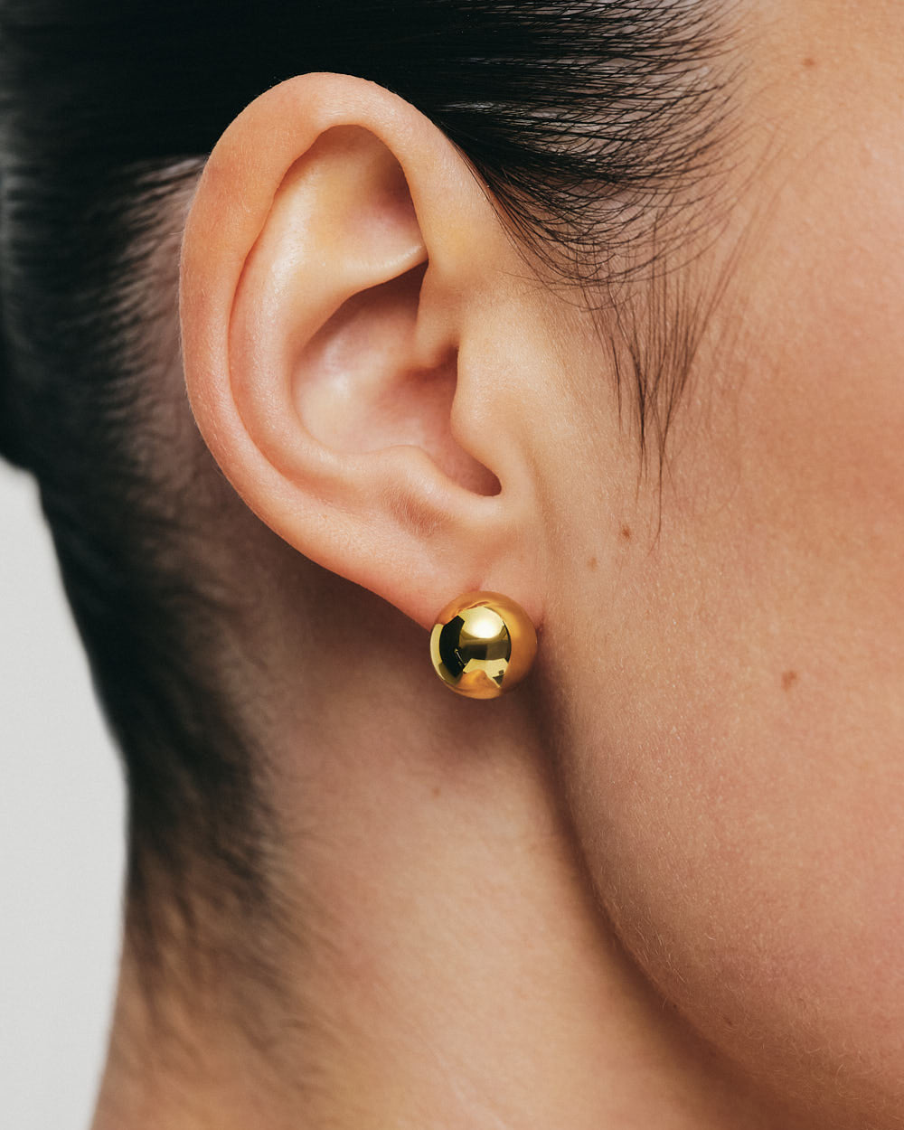 18k Gold Bold Orb Stud Earrings