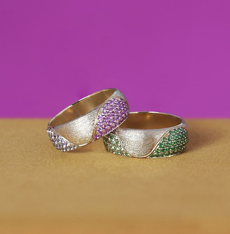Color Wave 18K Gold Multi-Stone Ring