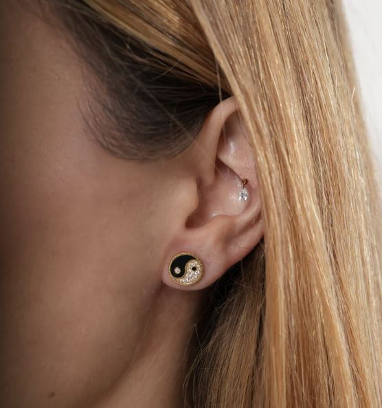 Diamond & 18k Gold Yin Yang Stud Earring