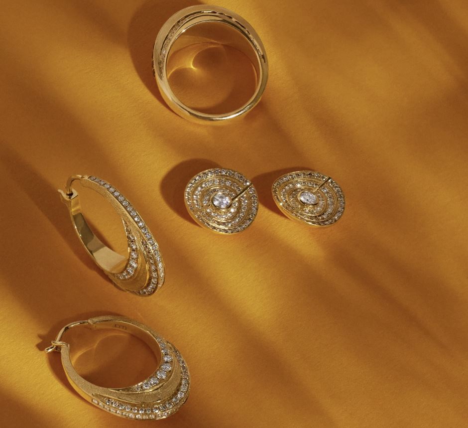 Thea 18K Gold Champagne Diamond Stud Earrings