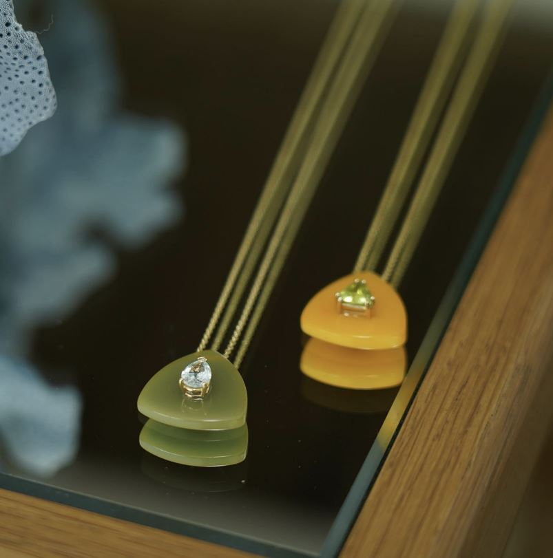 Aquamarine & Bakelite 14k Gold Eden Pendant Necklace