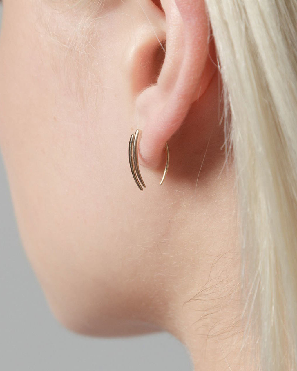 14k Gold Classic Infinite Tusk Earrings