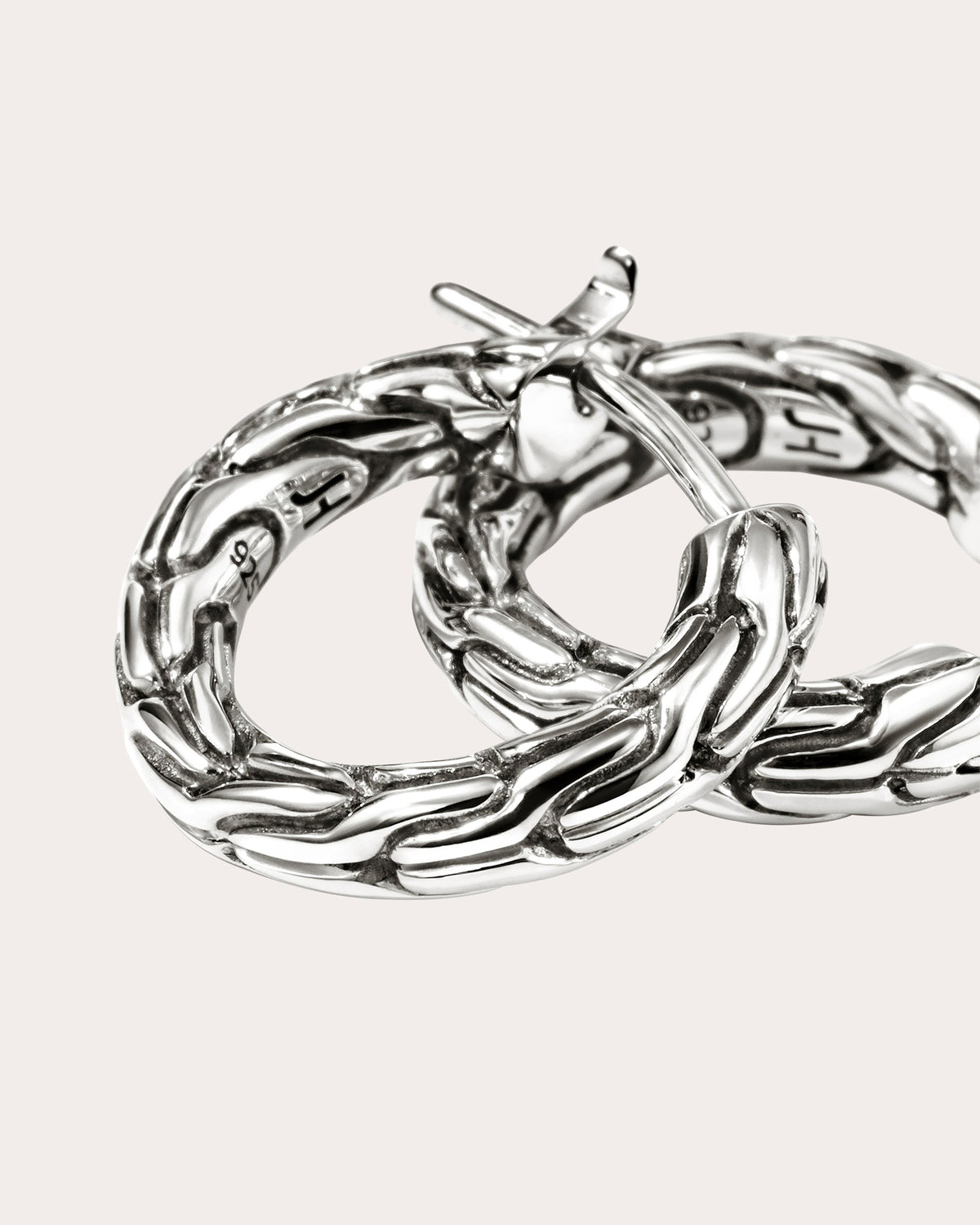 JH Essential Hoop Earrings