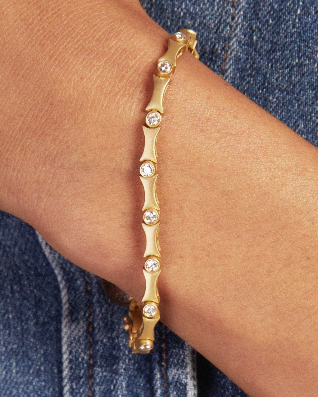 Diamond & 18k Gold Stability Bangle