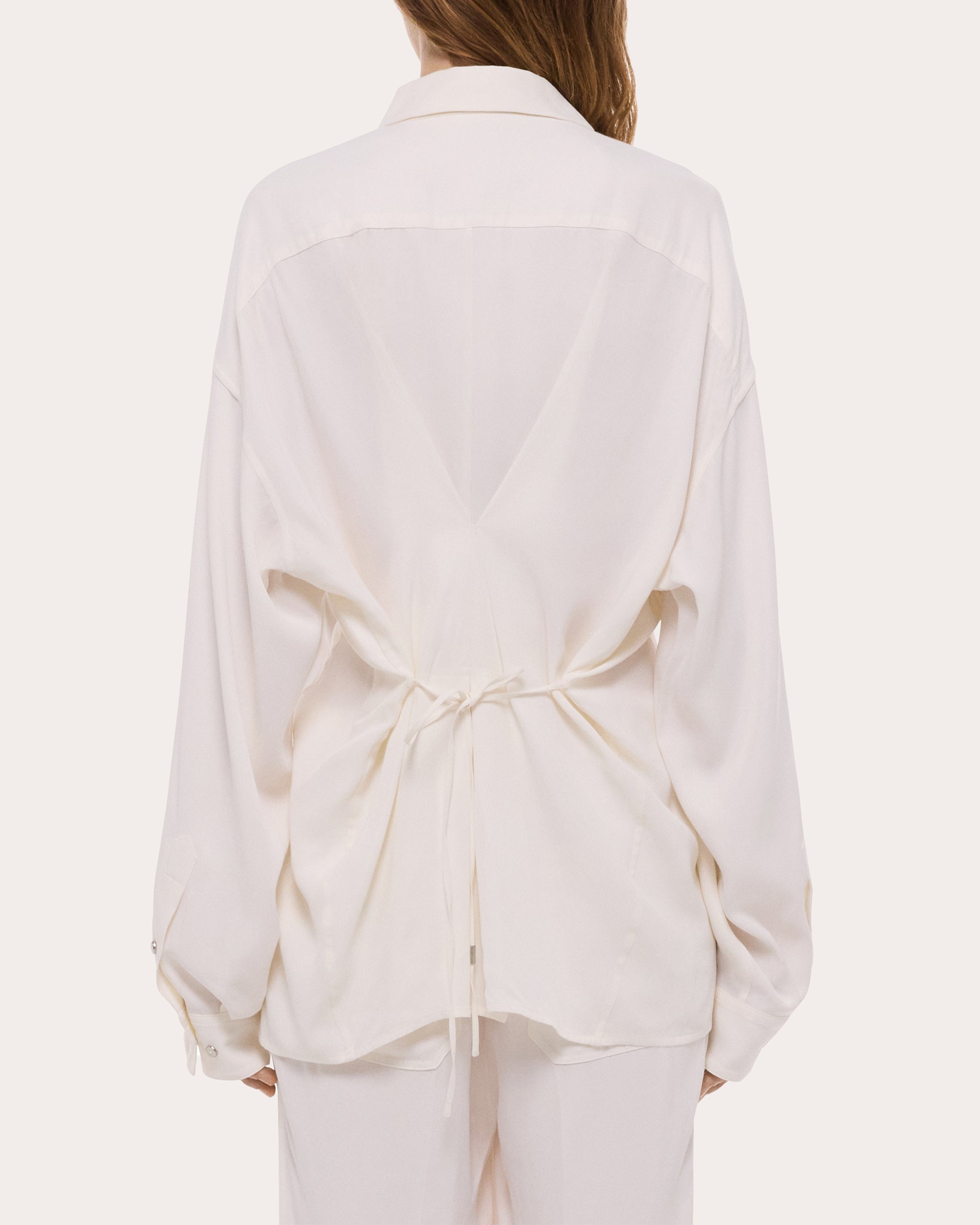 Lightweight Twill Cinched Shirt