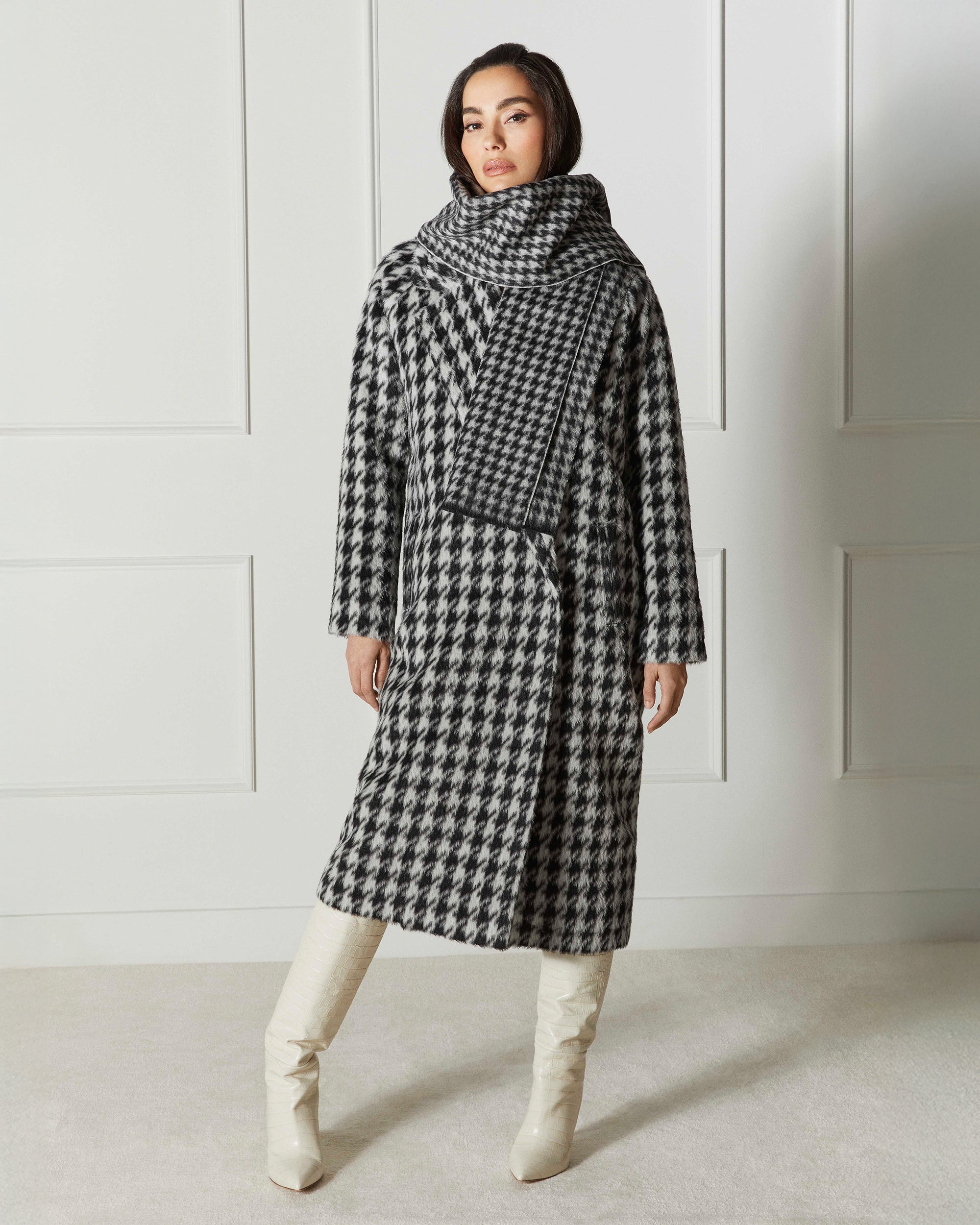 Houndstooth Alpaca Raglan Long Coat