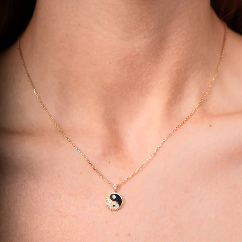 Diamond & 18k Gold Small Yin Yang Pendant Necklace