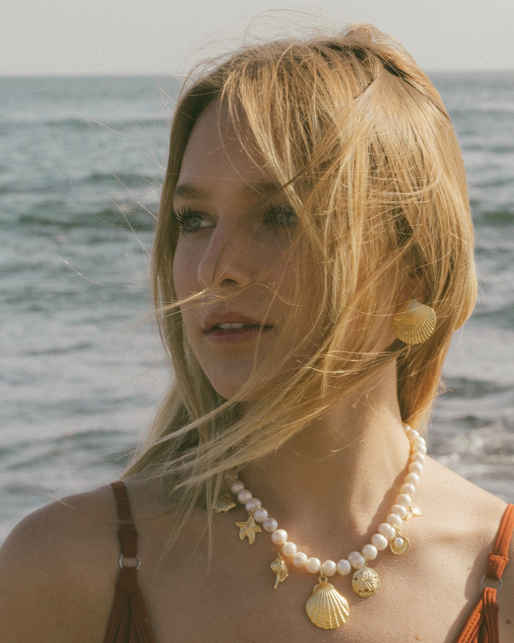 The Shelly Stud Earrings
