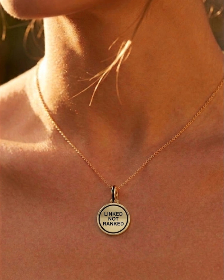 14k Gold Gloria Pendant Necklace
