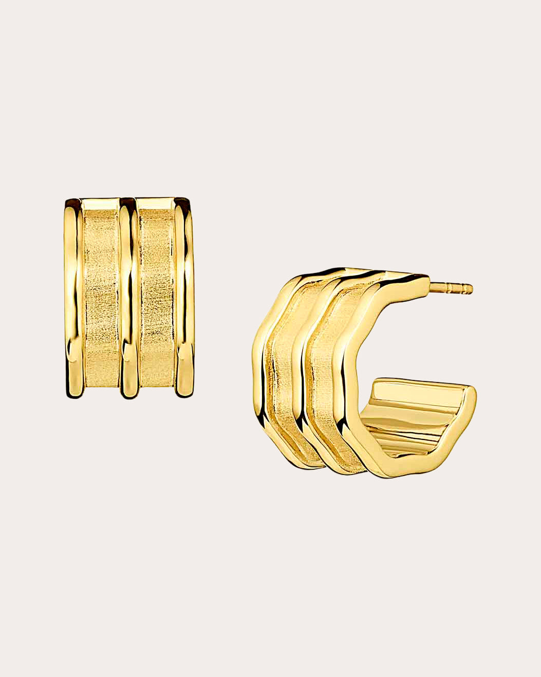 18k Gold So Wavy Huggie Earrings