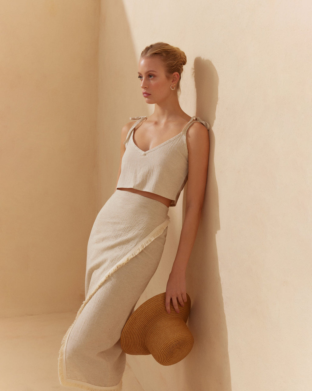 Barley Cropped Cotton-Linen Blend Top