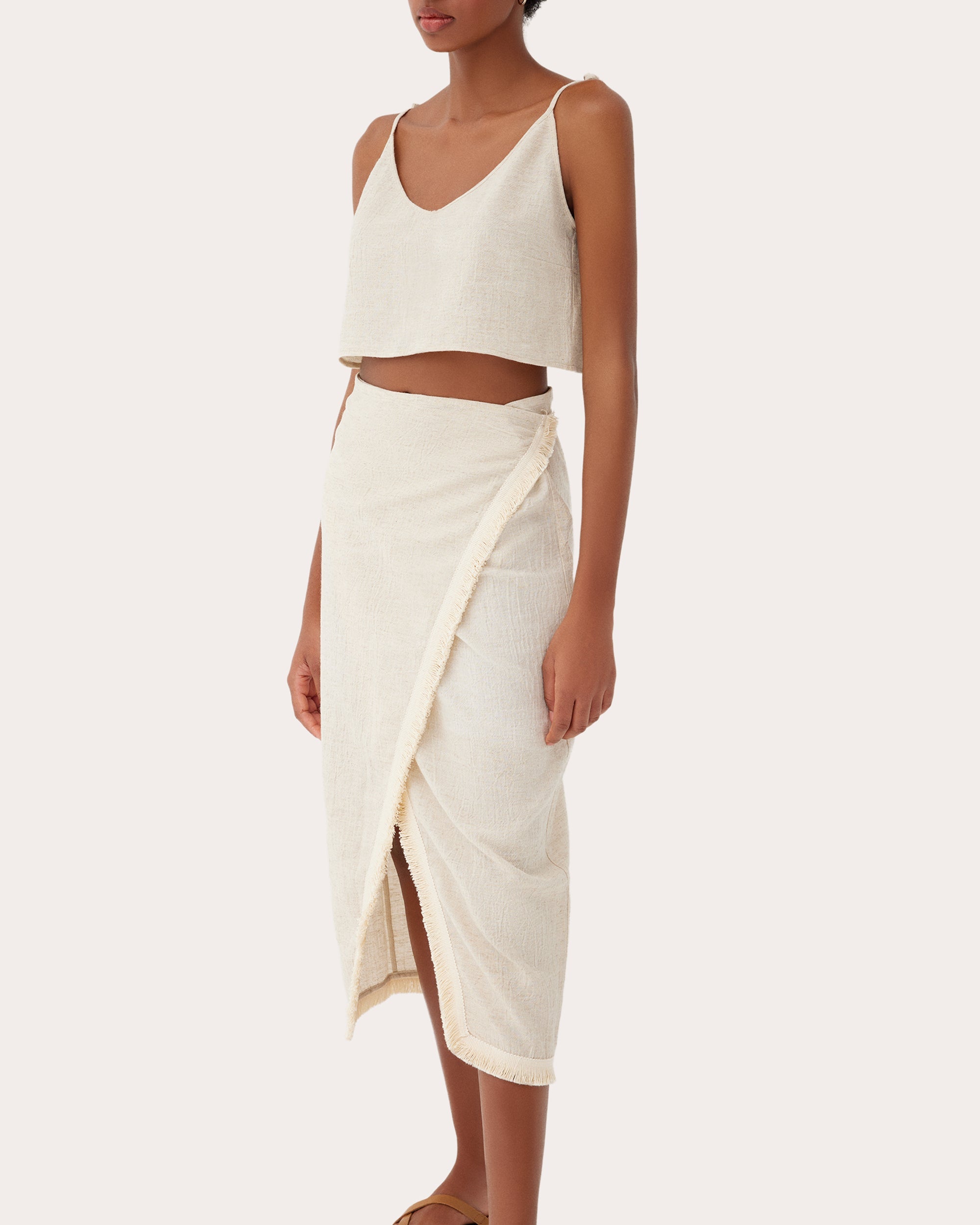 Barley Cropped Cotton-Linen Blend Top