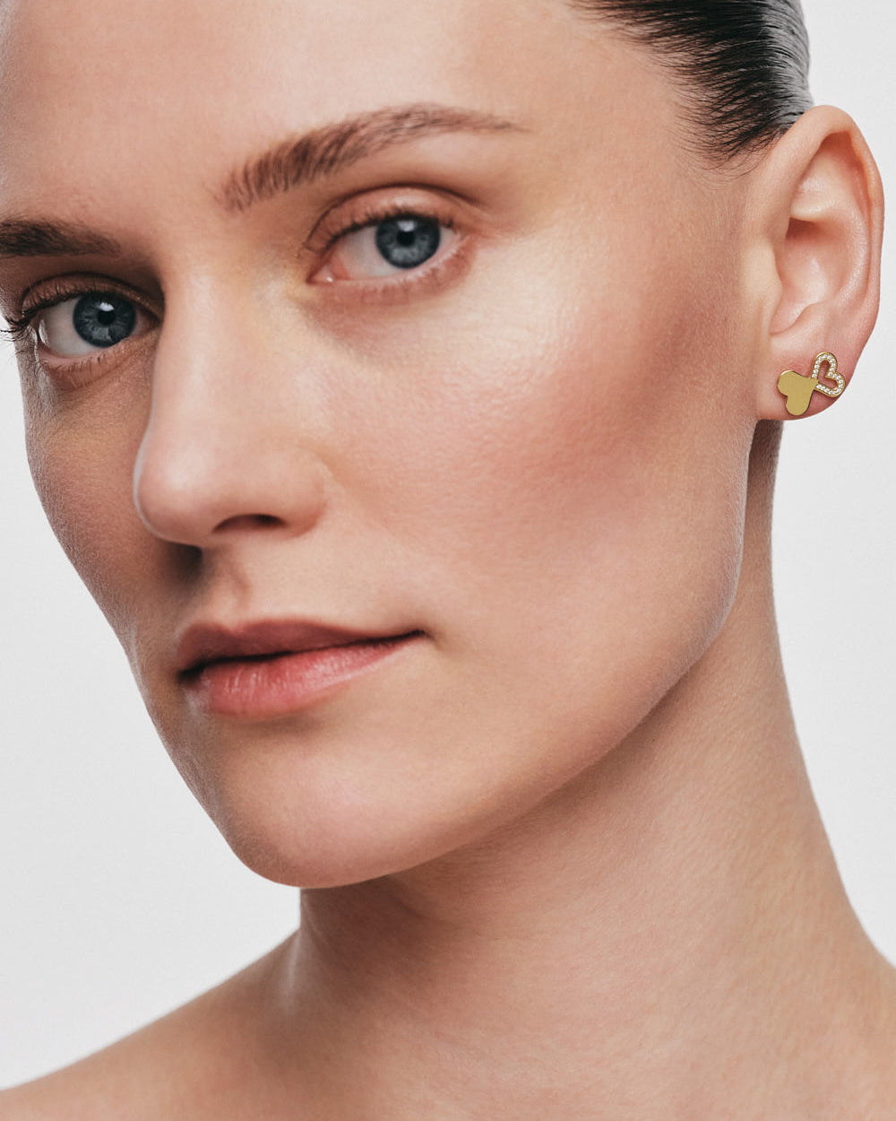 Diamond Outline Duo Heart Stud Earrings
