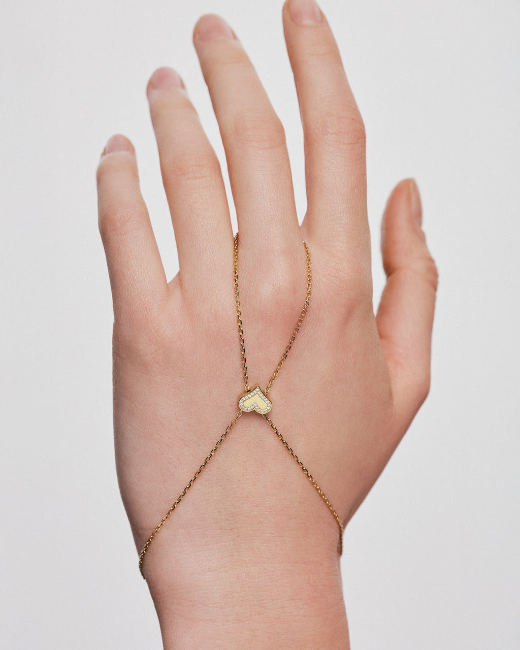 Diamond Outline Heart Chain Bracelet