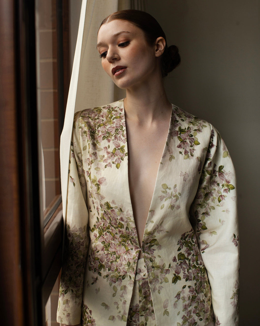 Transcend Floral Linen Pleated Blazer