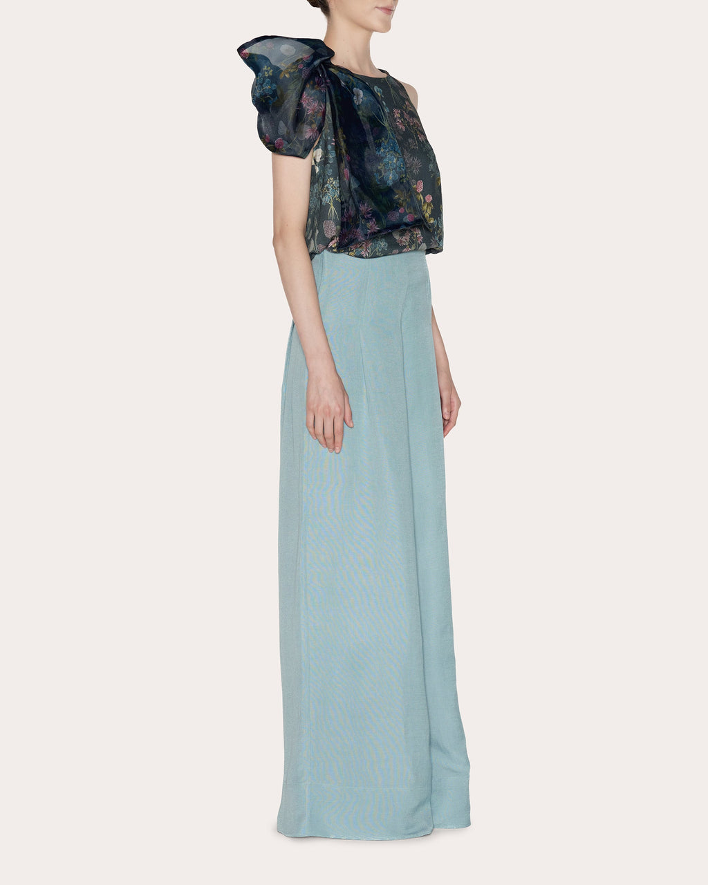 Timeless Linen Pleated Wide-Leg Pants