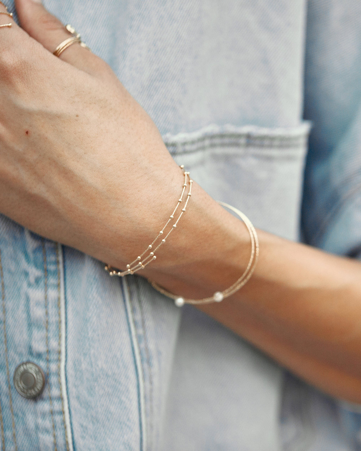 18k Gold Planeti Wire Bracelet
