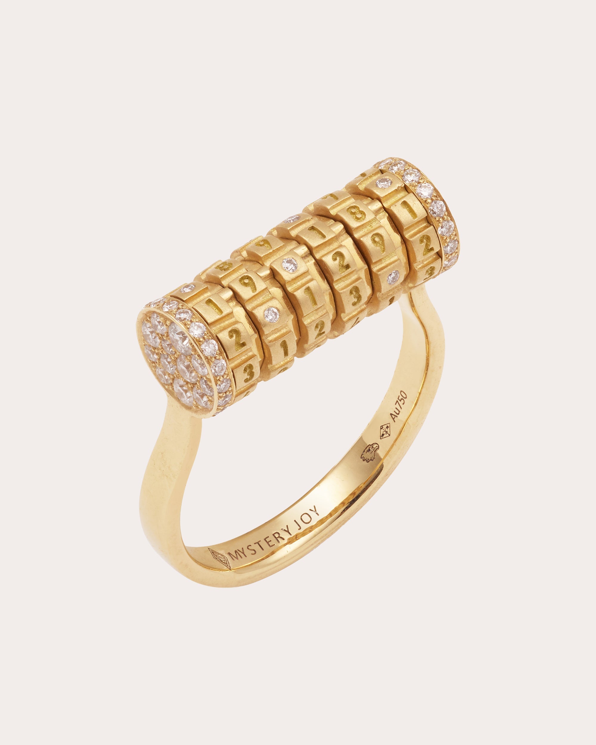 Diamond & 18k Gold Secret Ring