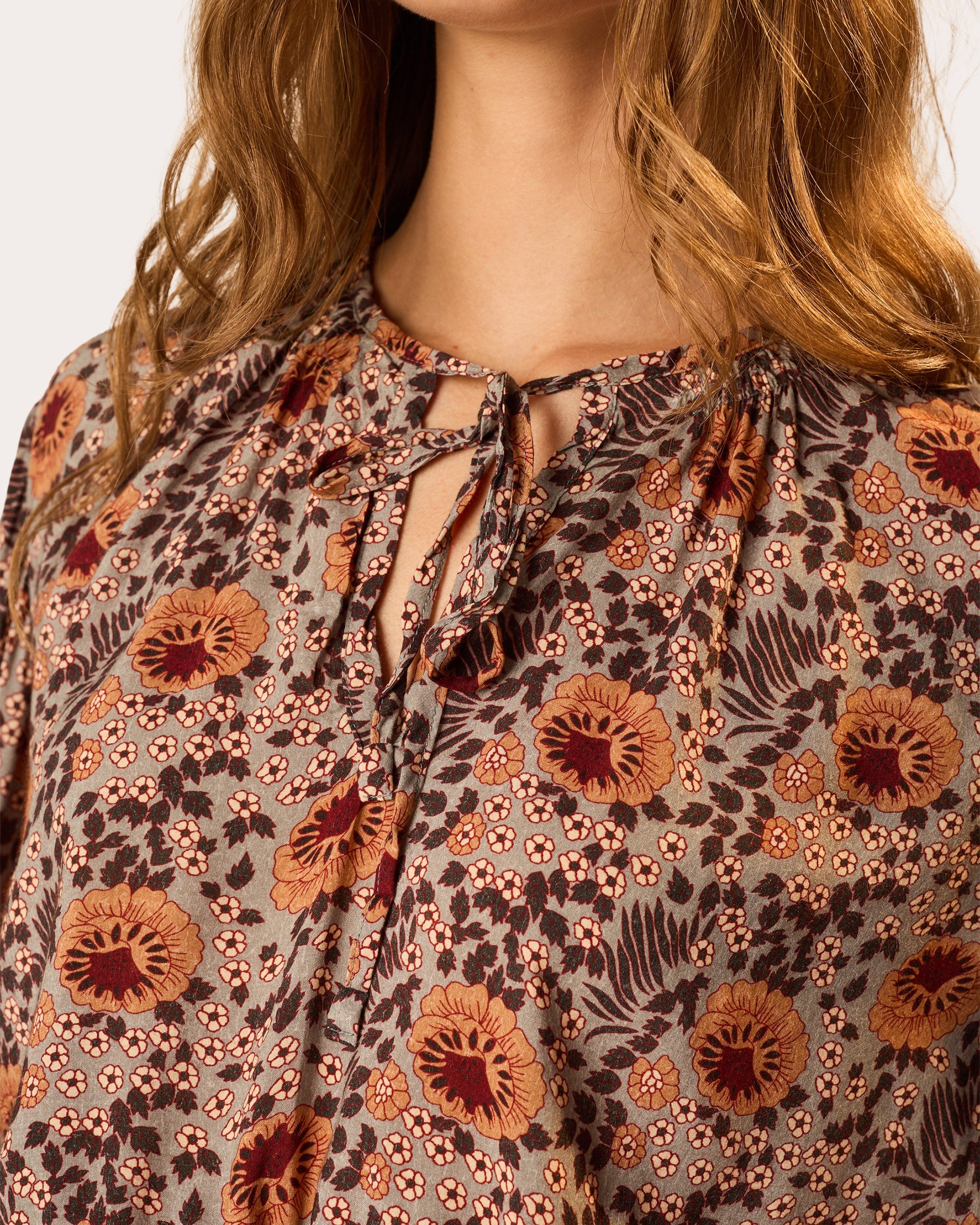 Amelia Floral Tie-Neck Crop Top