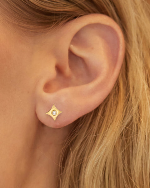 North Star 18K Gold Diamond Stud Earrings