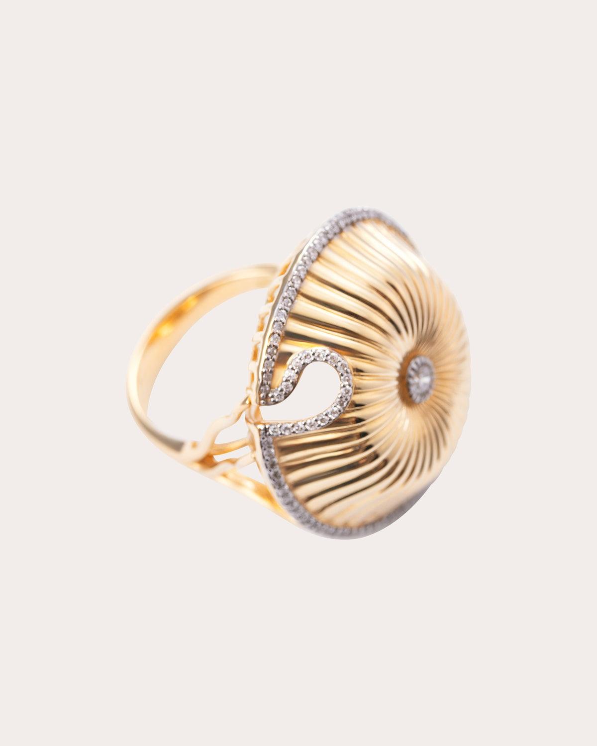 Diamond & 18k Gold Spora Fungheon Ring