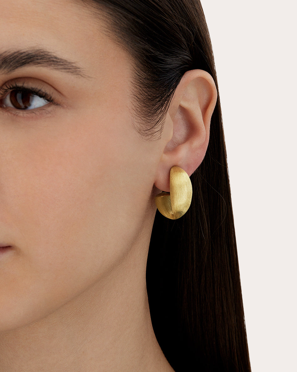 18k Gold Transformista Hoop Earrings