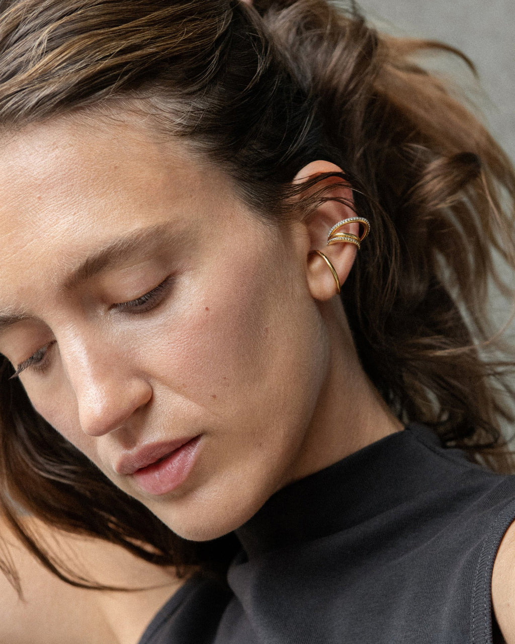 Cubic Zirconia Pavé Sonder Ear Cuff