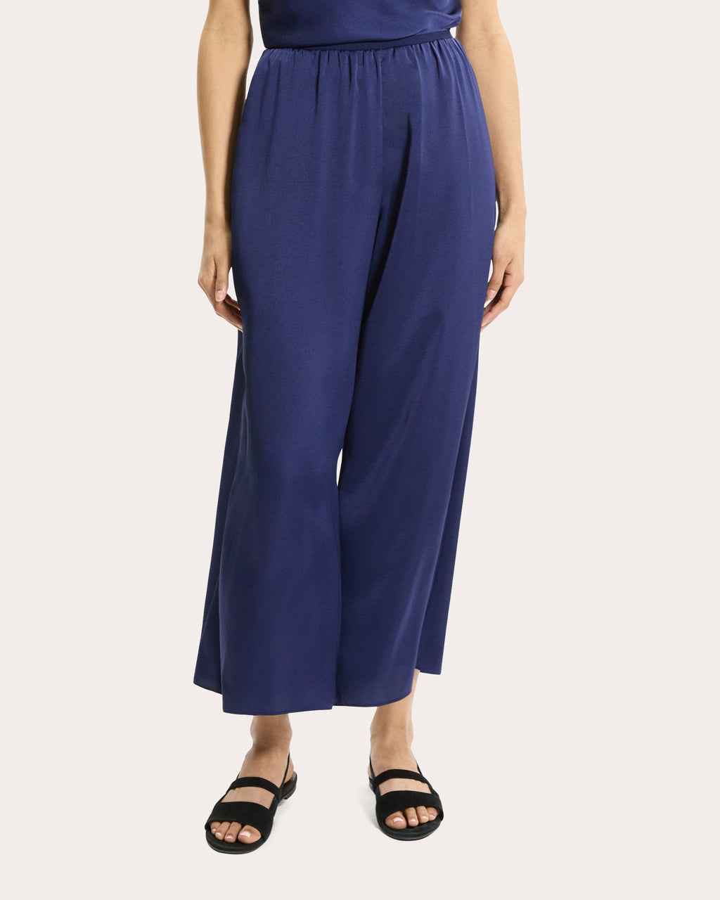 Satin Fluid Cropped Pants