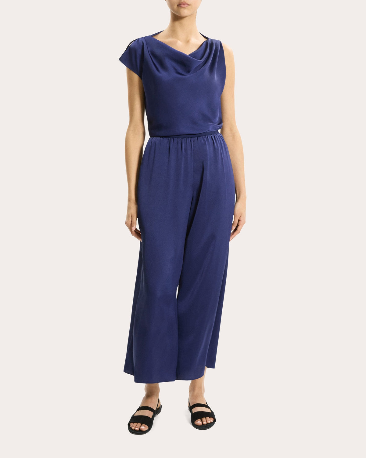 Satin Fluid Cropped Pants